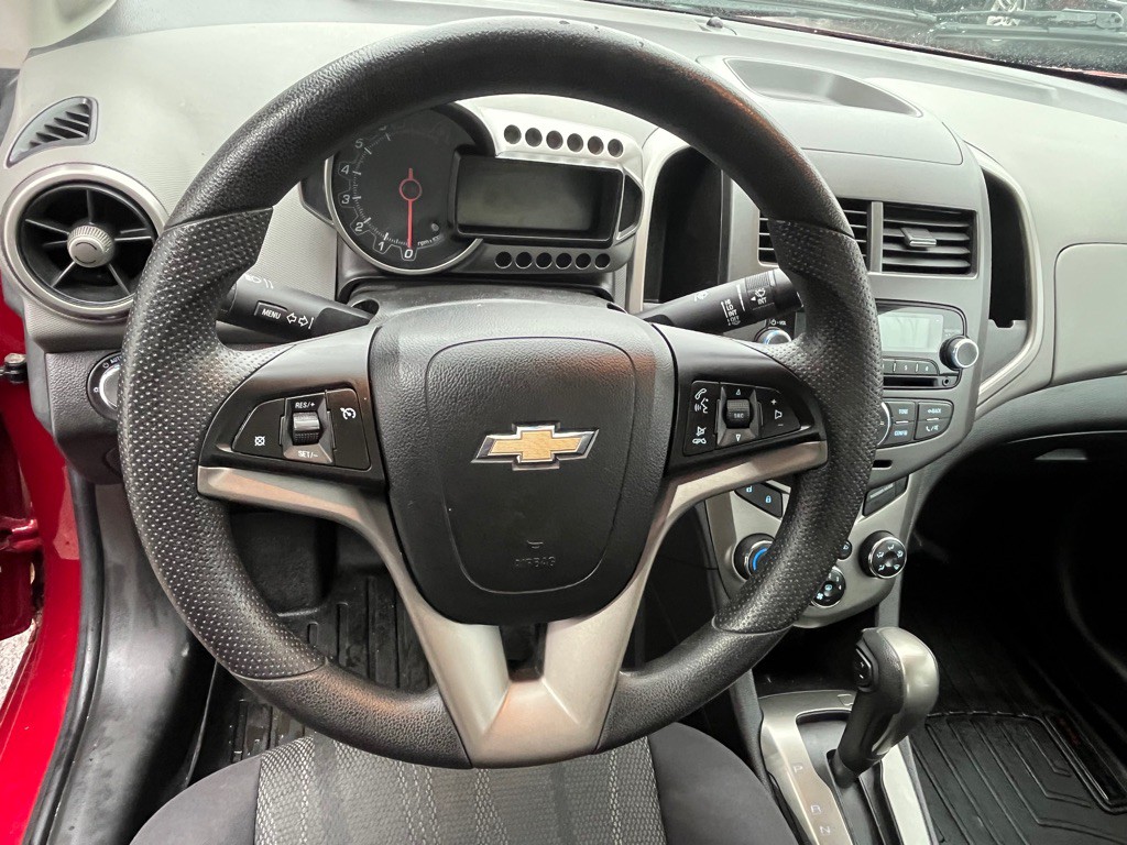 2012 Chevrolet Sonic Image 13