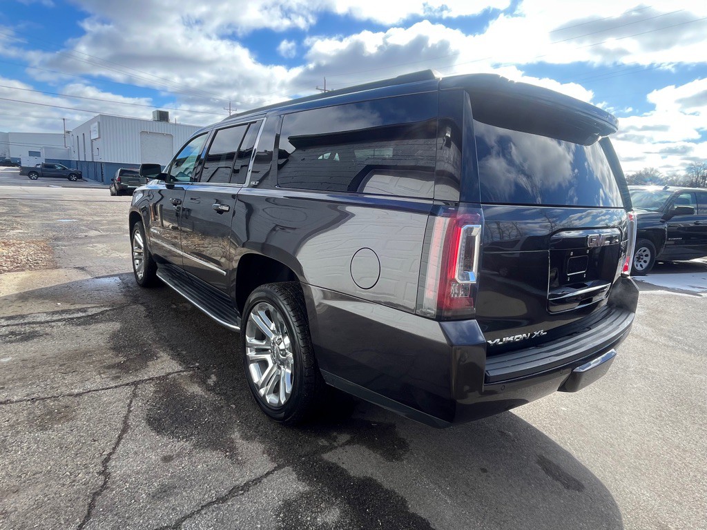 2017 GMC Yukon Image 4