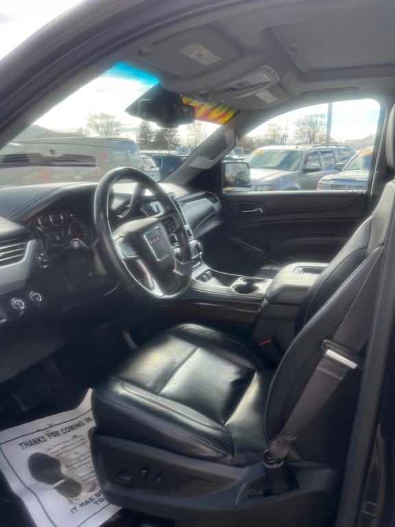 2017 GMC Yukon Image 8