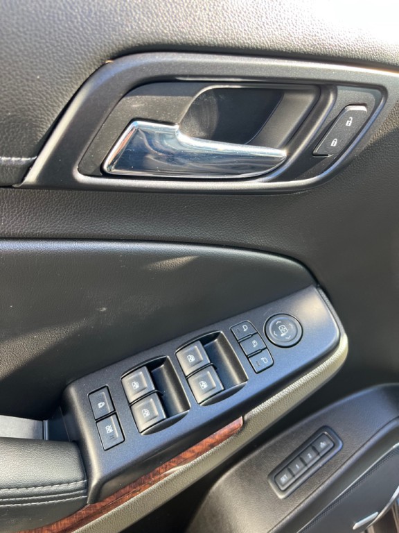 2017 GMC Yukon Image 16