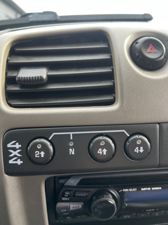 2006 Chevrolet Colorado Image 16