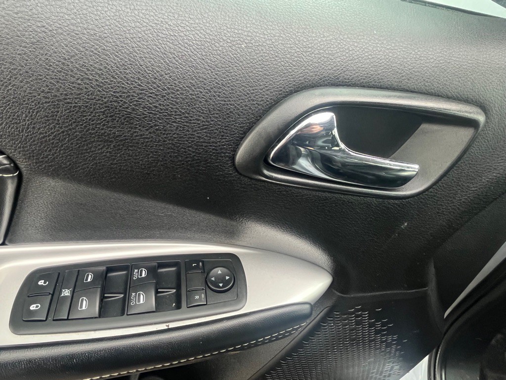 2013 Dodge Journey Image 11