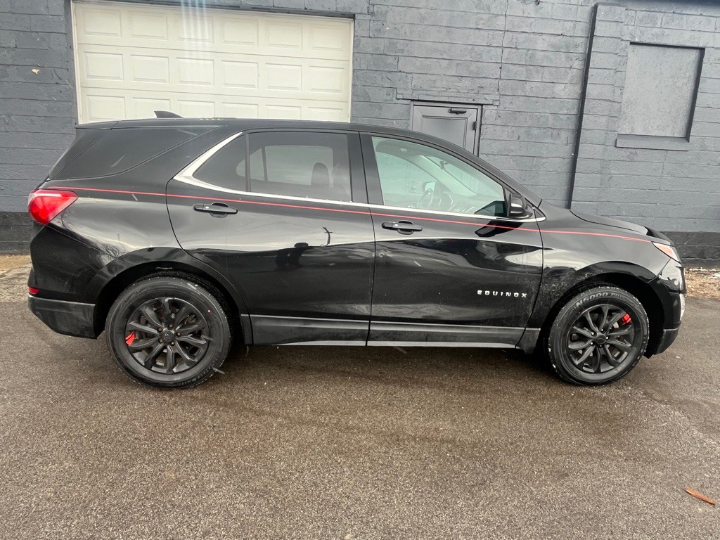 2019 Chevrolet Equinox Image 2