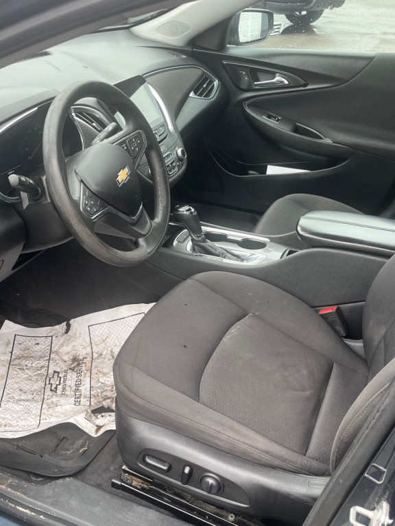 2019 Chevrolet Malibu Image 9