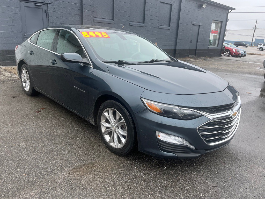 2019 Chevrolet Malibu Image 2