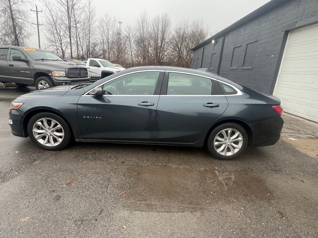 2019 Chevrolet Malibu Image 3