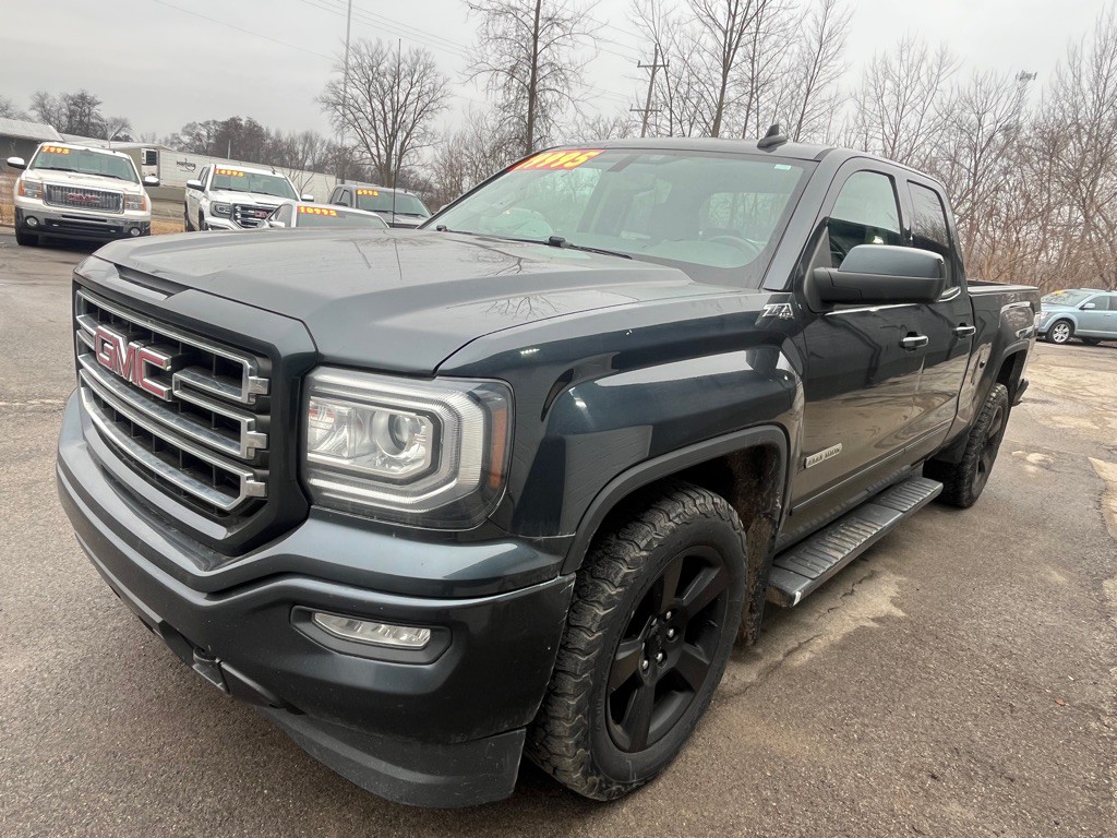 2018 GMC Sierra Image 2