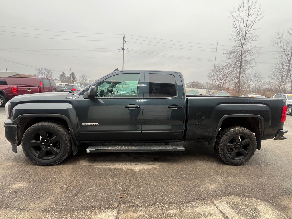 2018 GMC Sierra Image 3