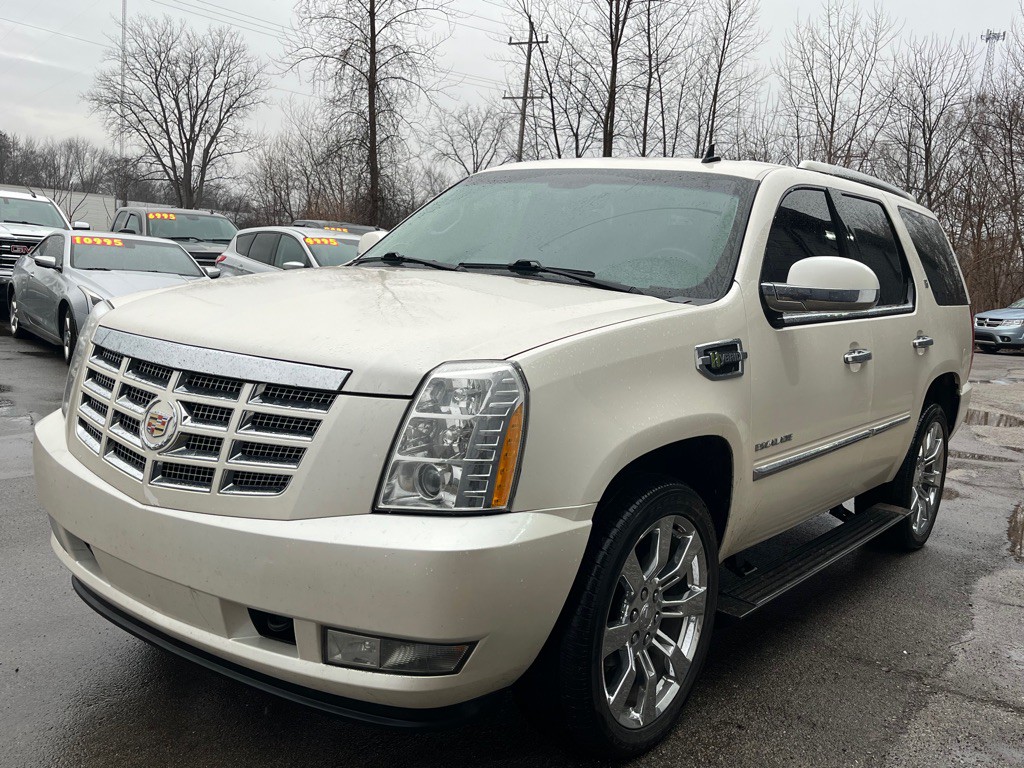 2013 Cadillac Escalade Image 6