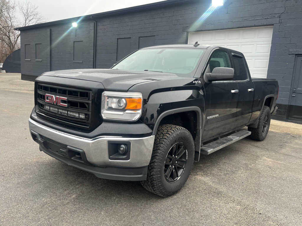 2014 GMC Sierra Image 1