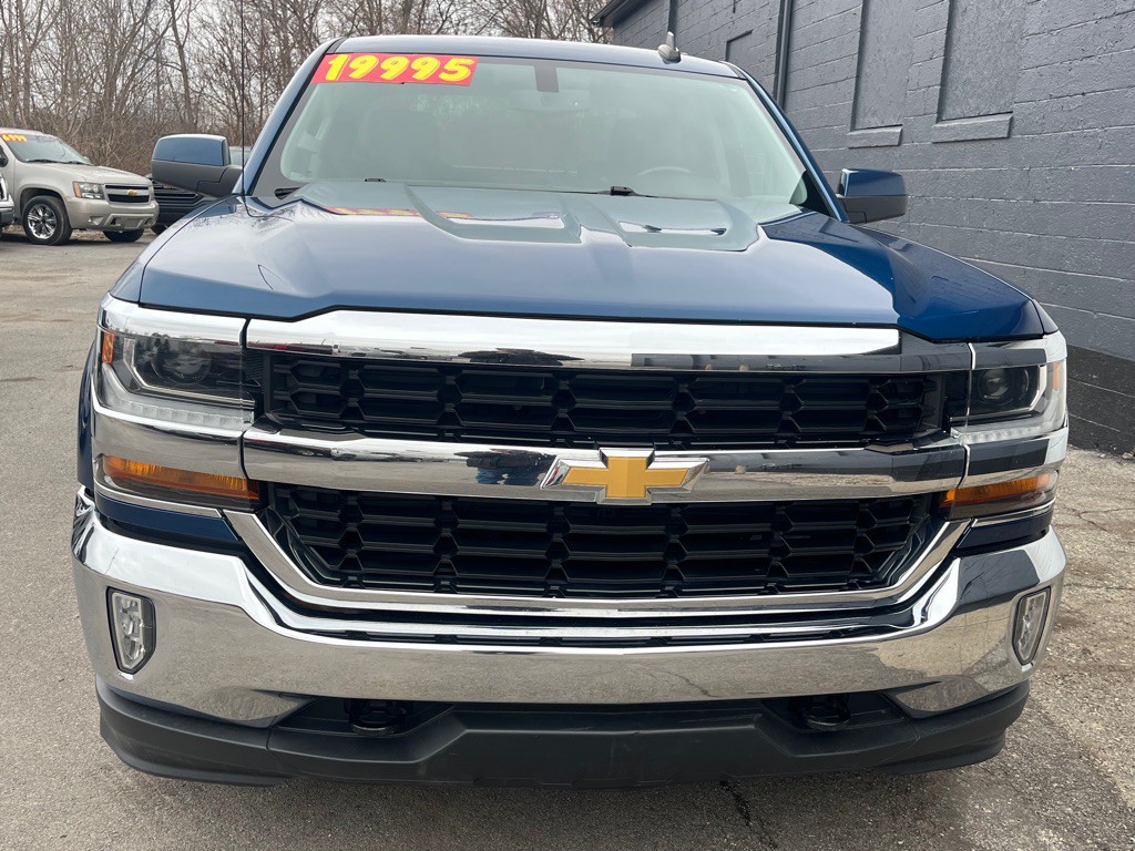 2018 Chevrolet Silverado 1500 Image 2