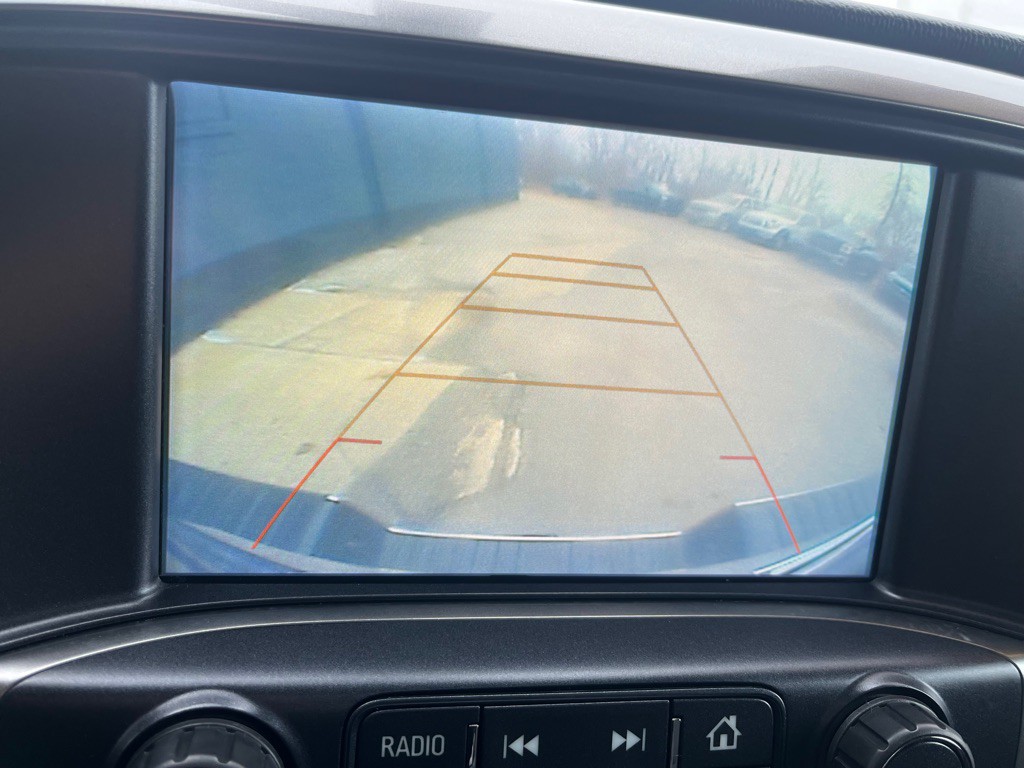 2018 Chevrolet Silverado 1500 Image 16
