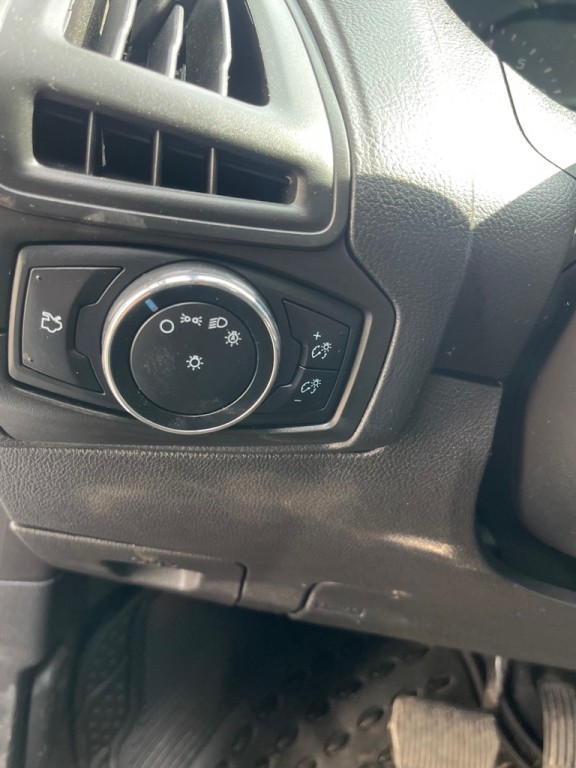 2014 Ford Focus Image 11