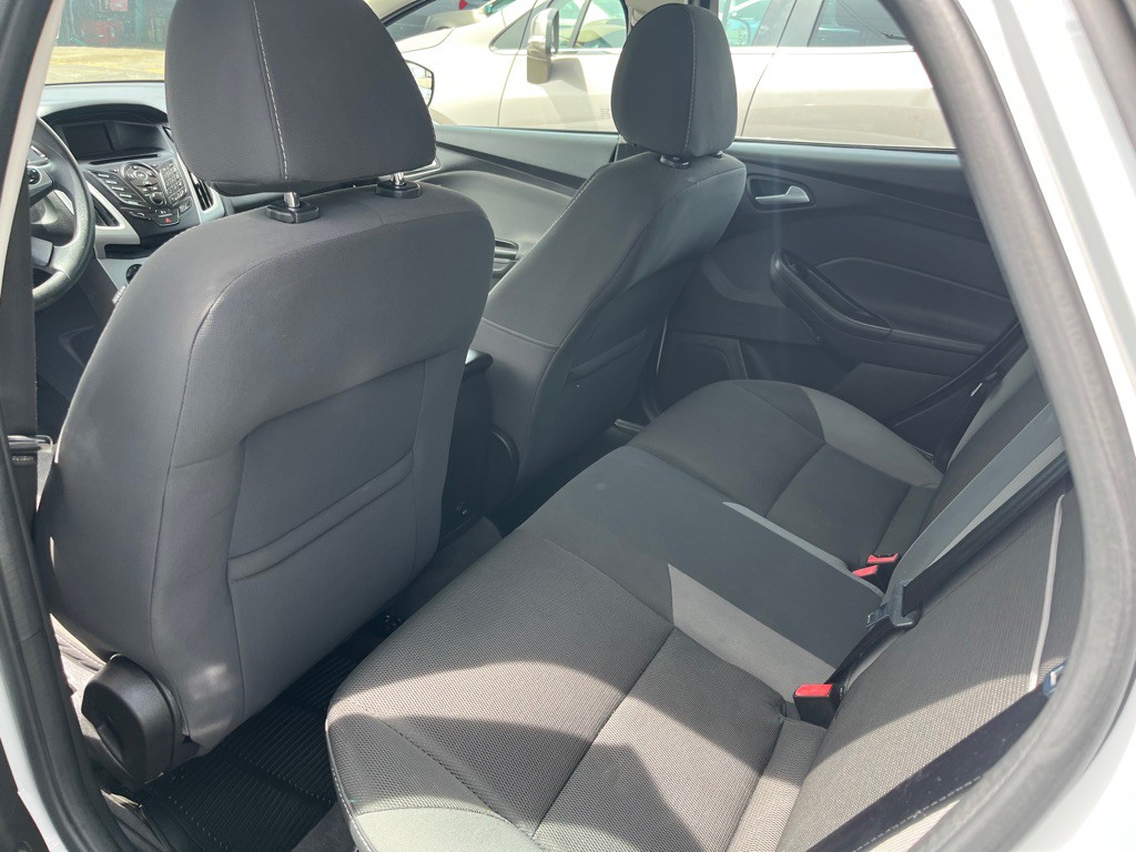 2014 Ford Focus Image 23