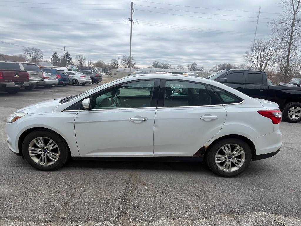 2012 Ford Focus Image 8