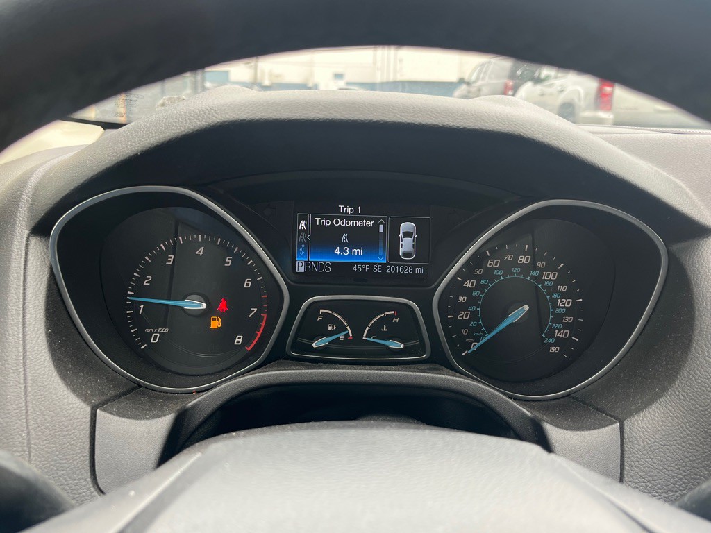 2012 Ford Focus Image 9