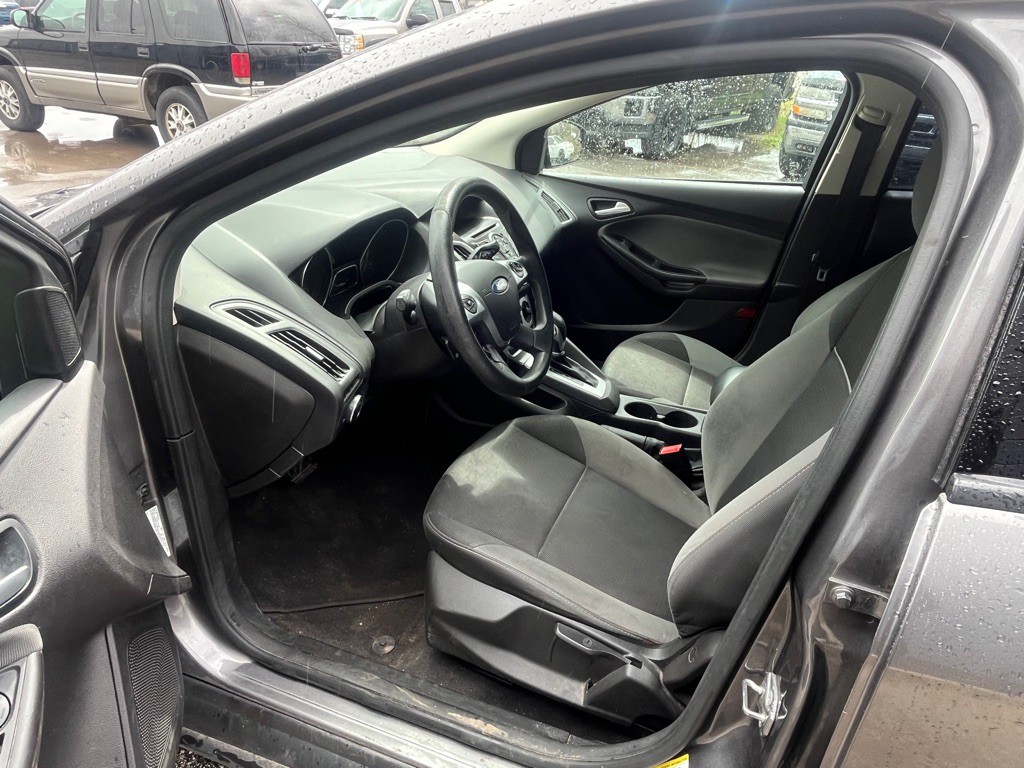 2014 Ford Focus Image 9