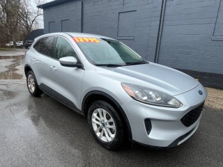 Image for 2020 Ford Escape SE ID: 7351285