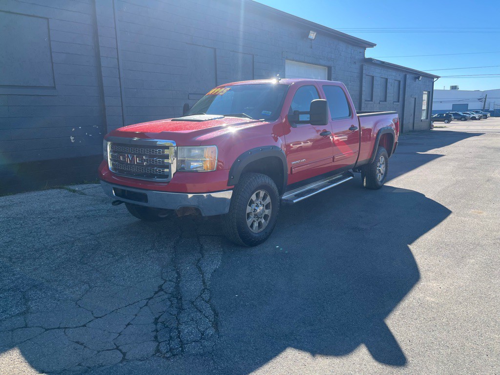2013 GMC Sierra Image 2