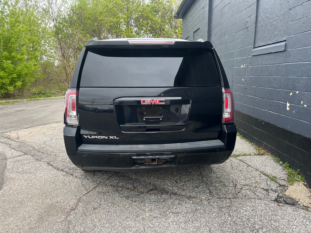 2015 GMC Yukon Image 8