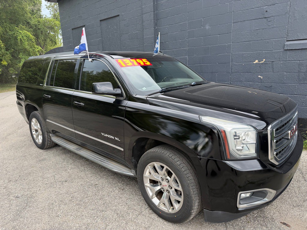 2015 GMC Yukon Image 1