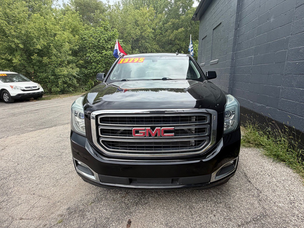 2015 GMC Yukon Image 2