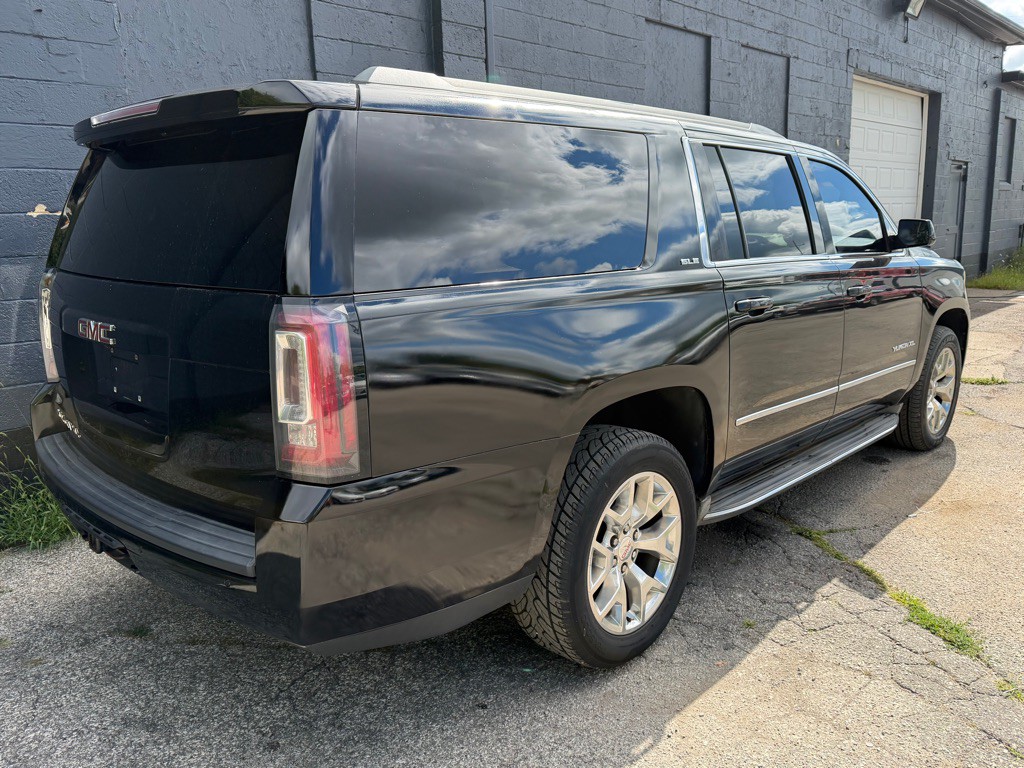 2015 GMC Yukon Image 4