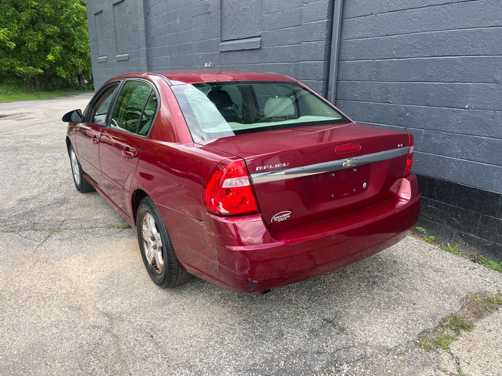 2007 Chevrolet Malibu Image 2