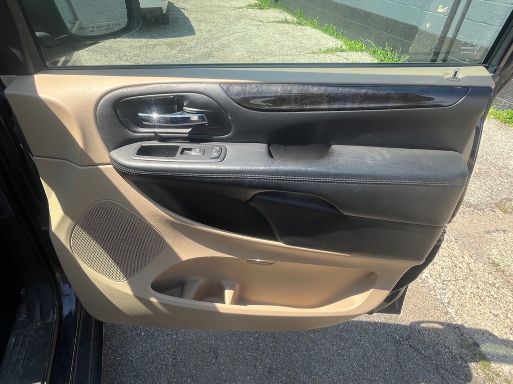 2013 Dodge Grand Caravan Image 14