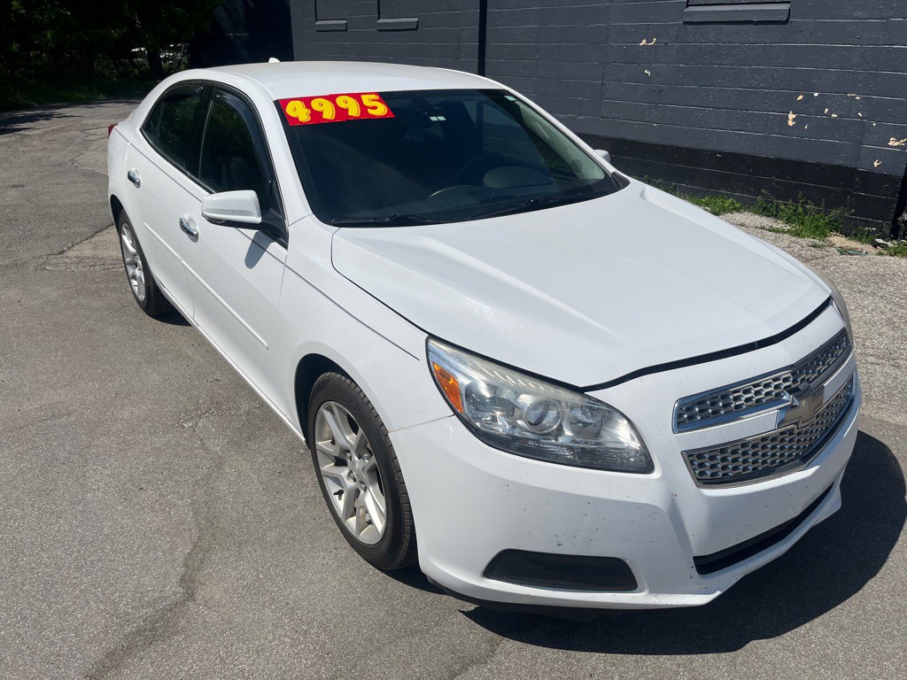 2013 Chevrolet Malibu Image 6