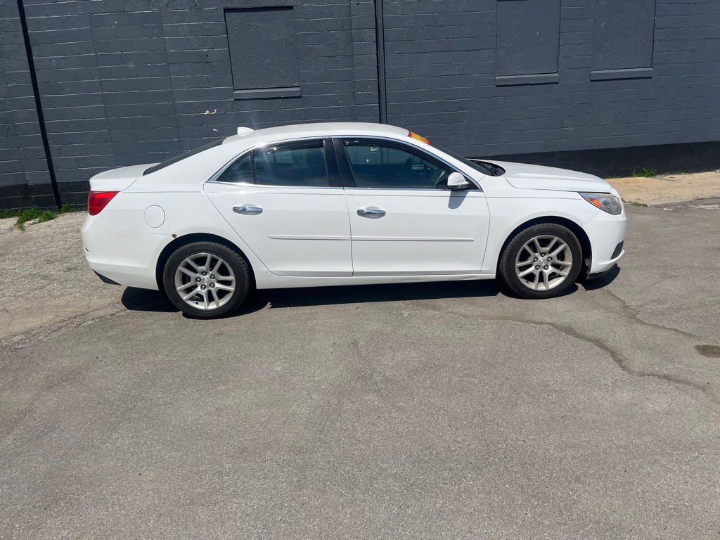 2013 Chevrolet Malibu Image 7