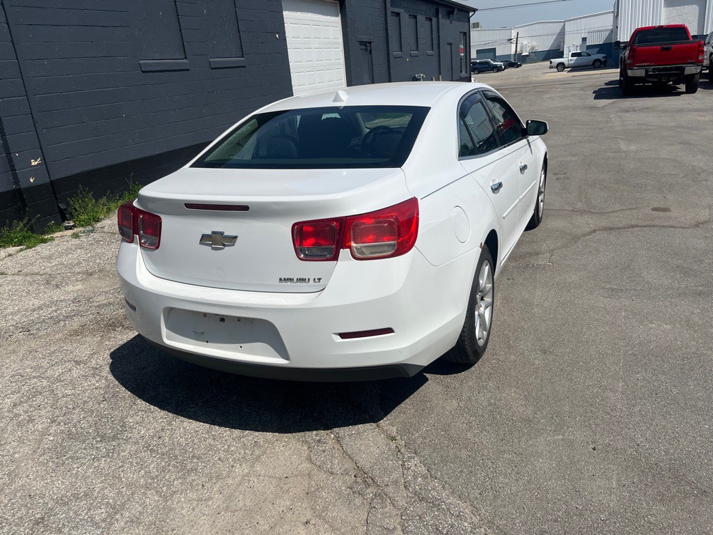 2013 Chevrolet Malibu Image 9