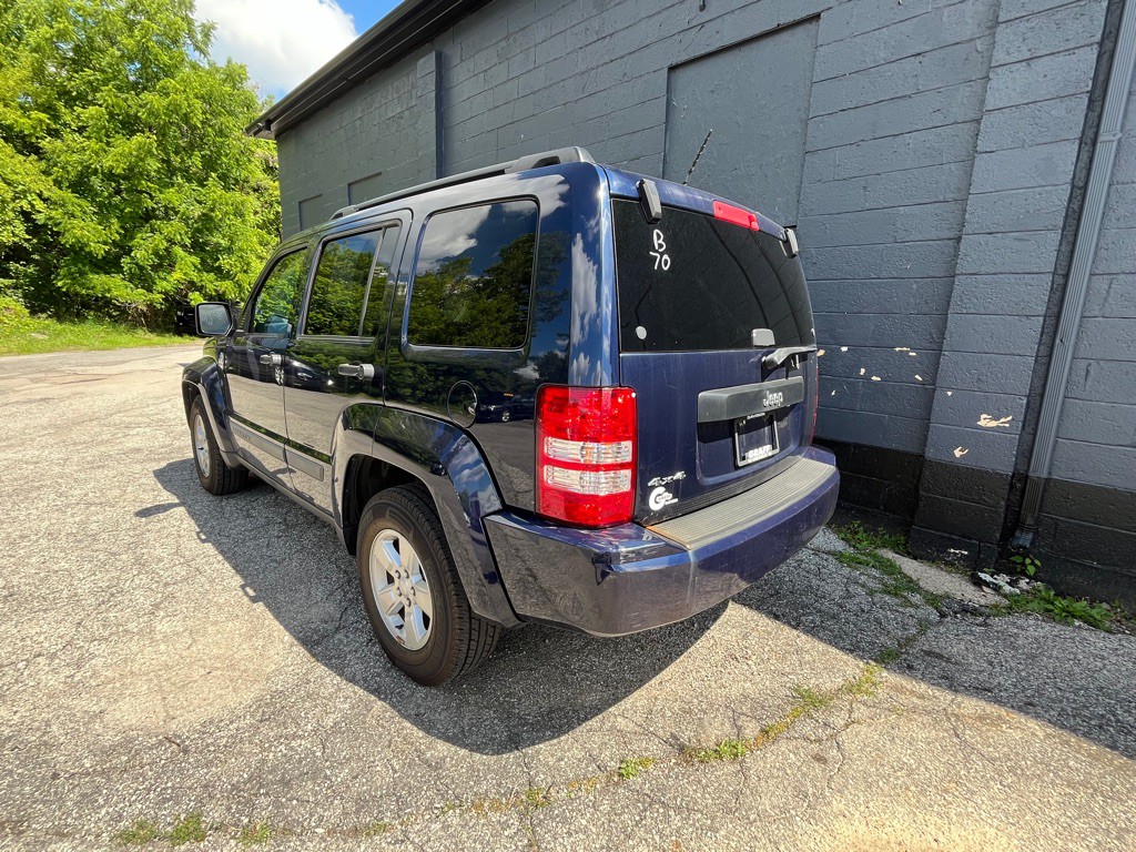 2012 Jeep Liberty Image 6