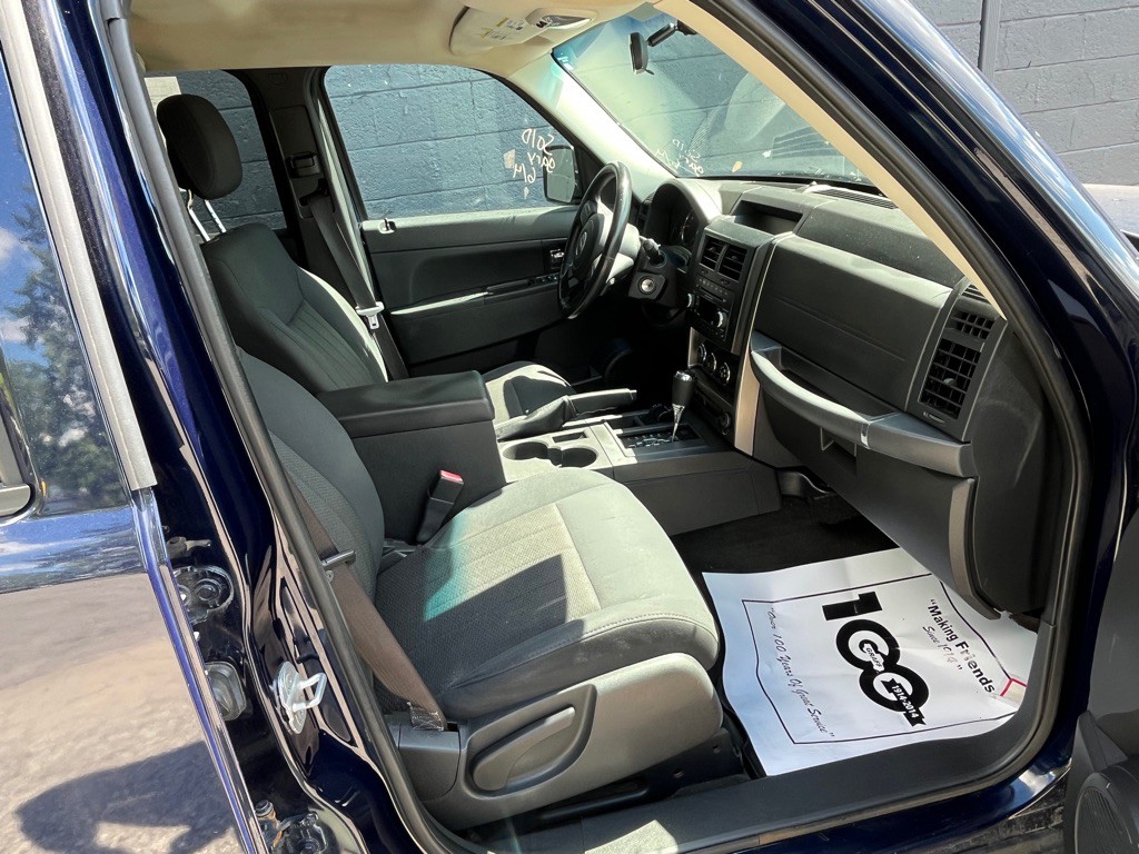 2012 Jeep Liberty Image 13