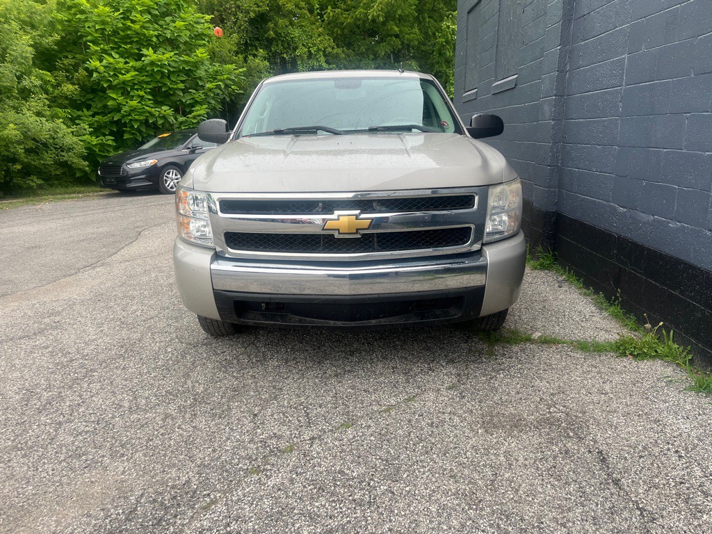 2008 Chevrolet Silverado 1500 Image 2