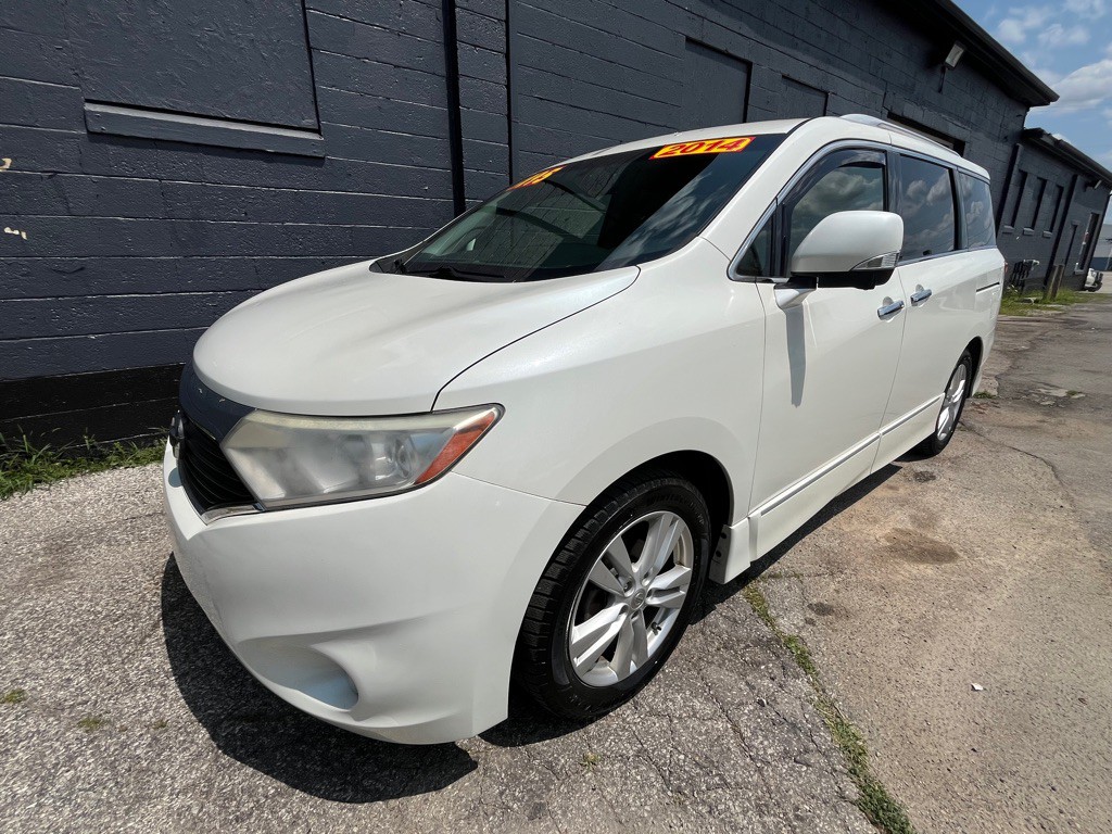 2014 Nissan Quest Image 2