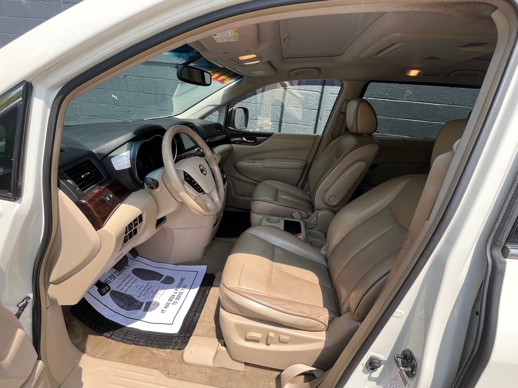 2014 Nissan Quest Image 13