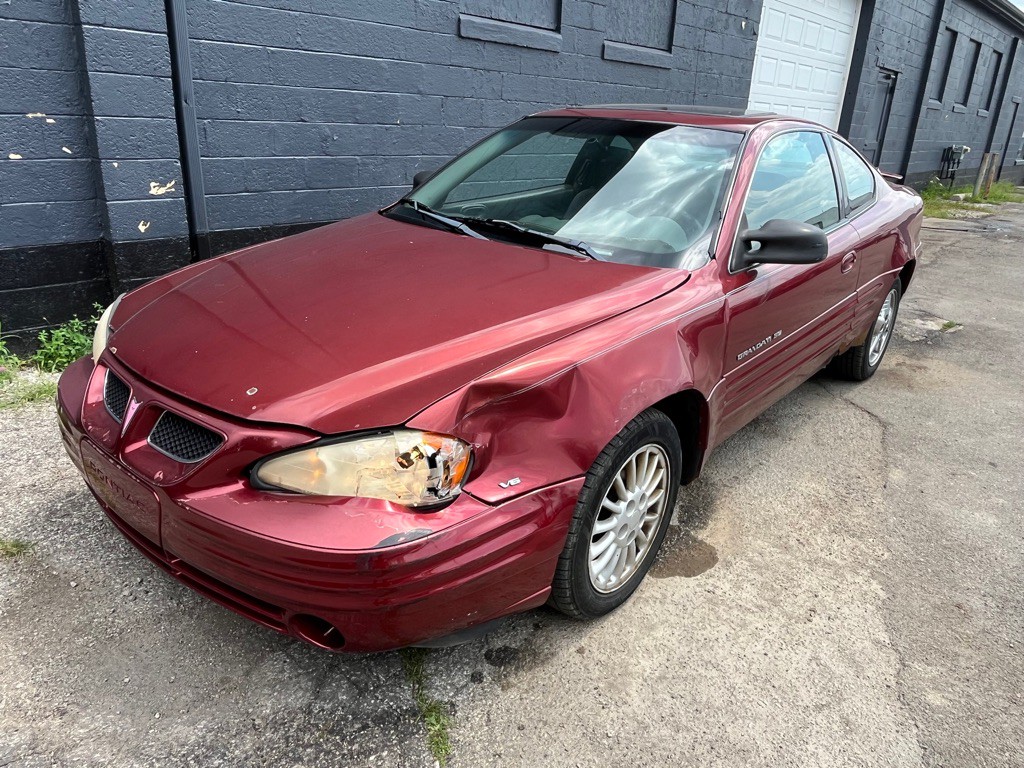 2000 Pontiac Grand Am Image 2