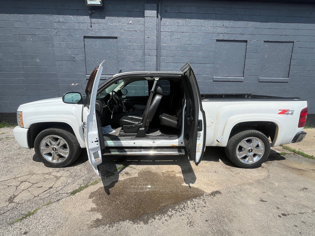 2012 Chevrolet Silverado 1500 Image 9