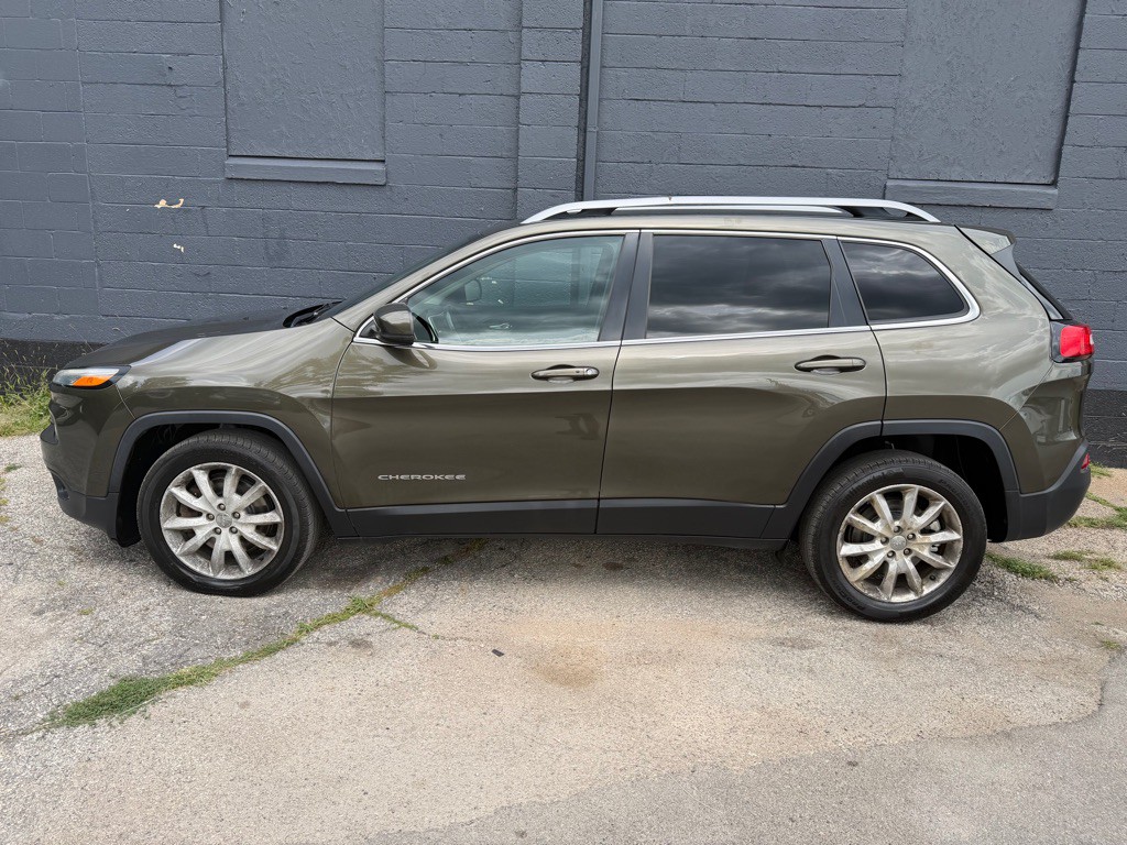 2016 Jeep Cherokee Image 3