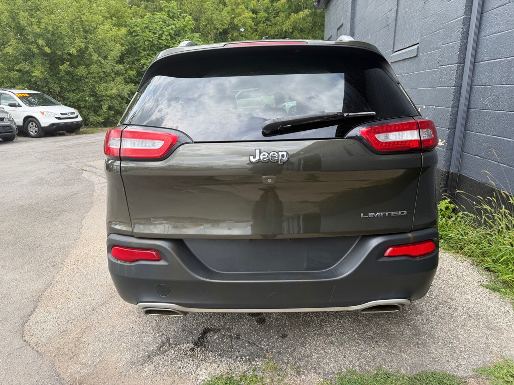 2016 Jeep Cherokee Image 6