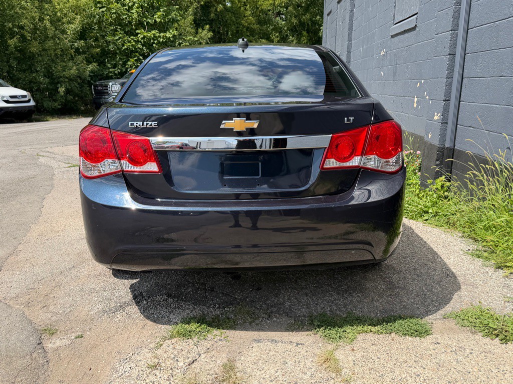 2016 Chevrolet Cruze Image 5