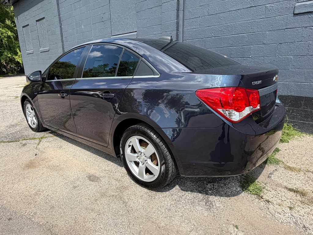 2016 Chevrolet Cruze Image 7
