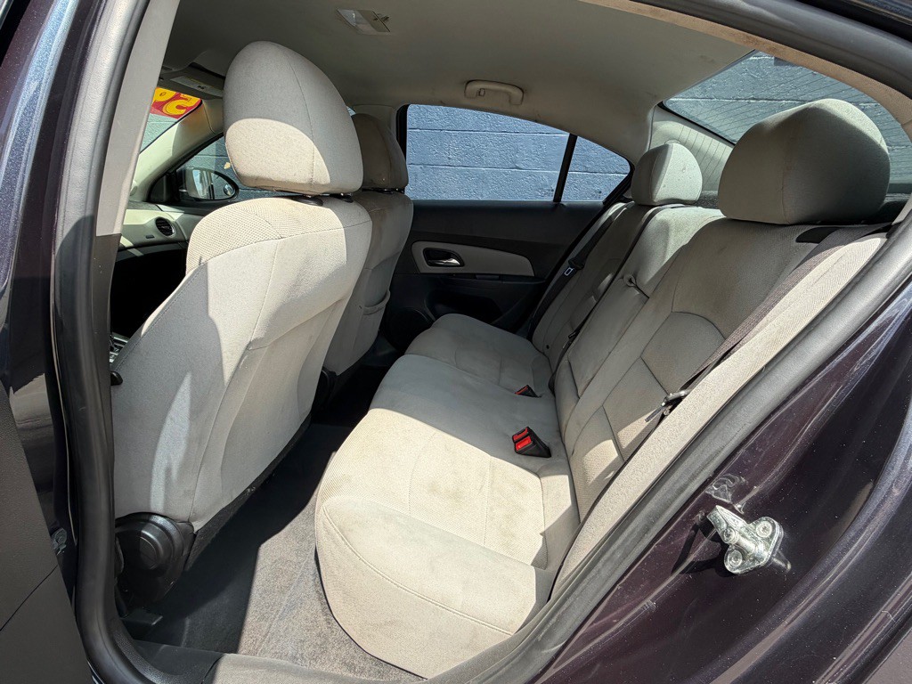2016 Chevrolet Cruze Image 9
