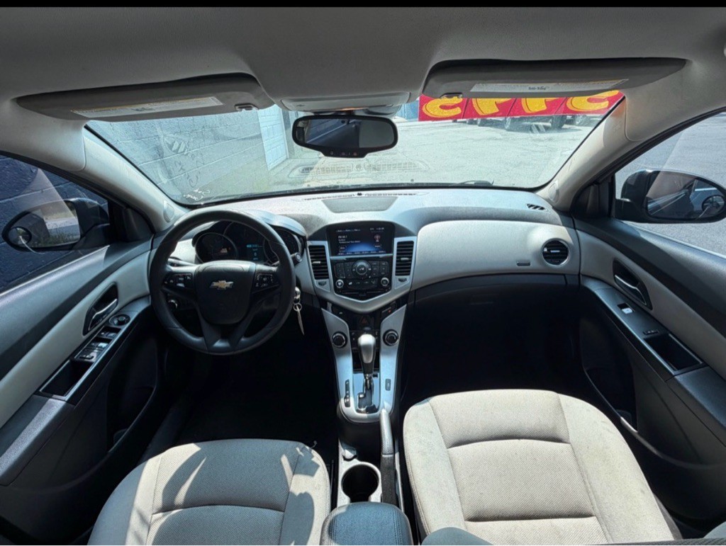 2016 Chevrolet Cruze Image 12