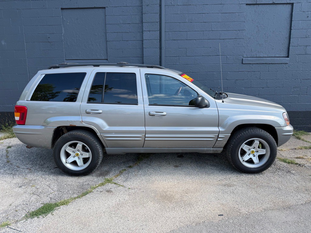 2001 Jeep Grand Cherokee Image 2