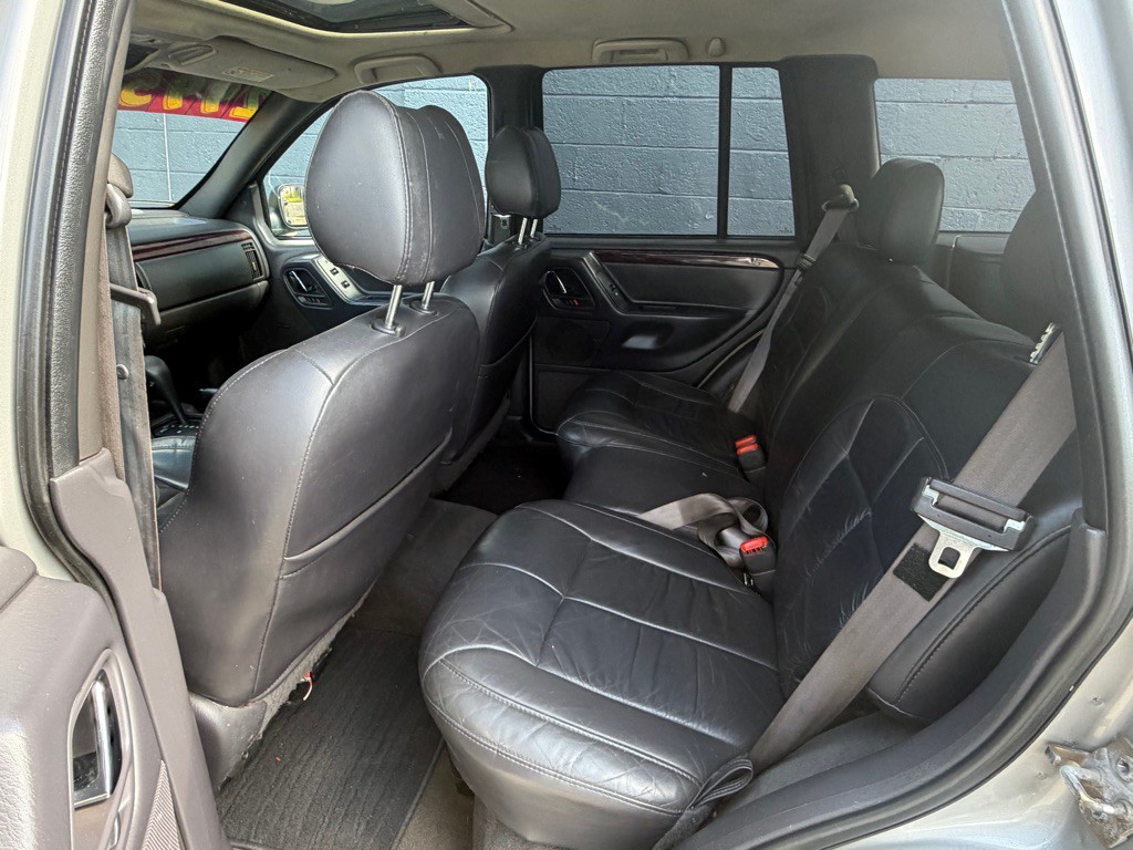 2001 Jeep Grand Cherokee Image 13