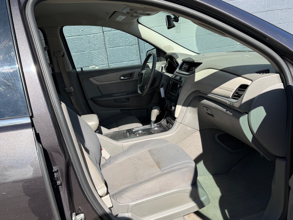 2017 Chevrolet Traverse Image 10