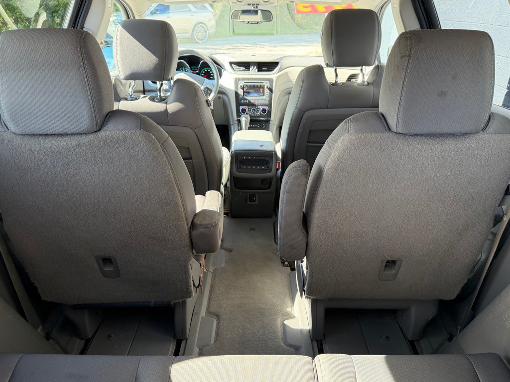 2017 Chevrolet Traverse Image 14