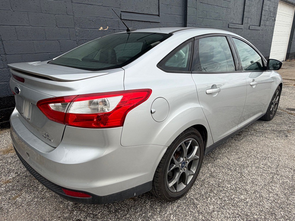 2014 Ford Focus Image 8